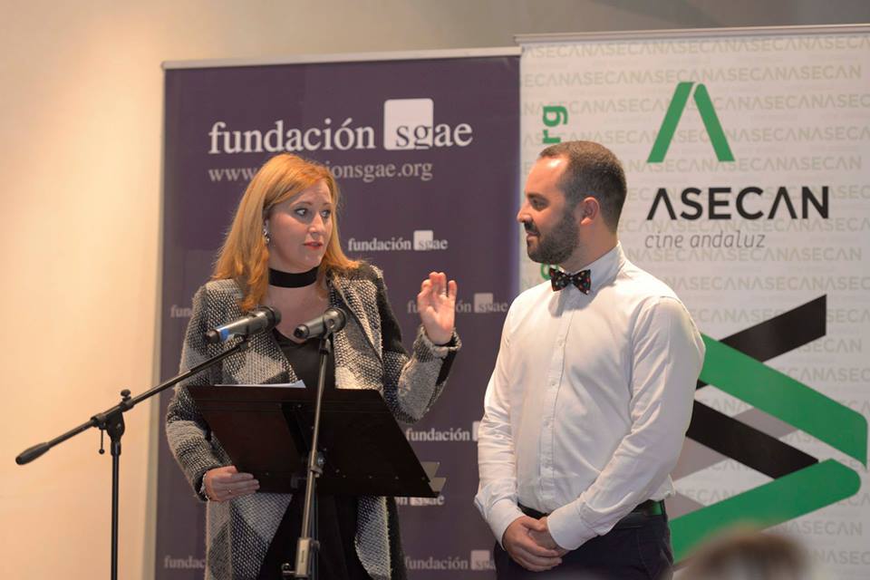 Ana Graciani junto al periodista Alejandro Ávila en el anuncio de las nominaciones de los Premios ASECAN 2017