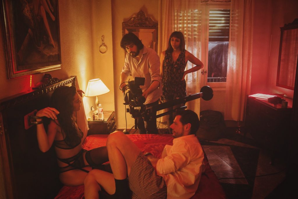 Alejo Moreno en un momento del rodaje de Diana junto a Ana Rujas y Jorge Roldán.