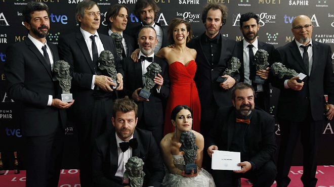 Gran parte del equipo de 'La isla mínima' posa en el photocall de los Goya con sus 10 galardones 